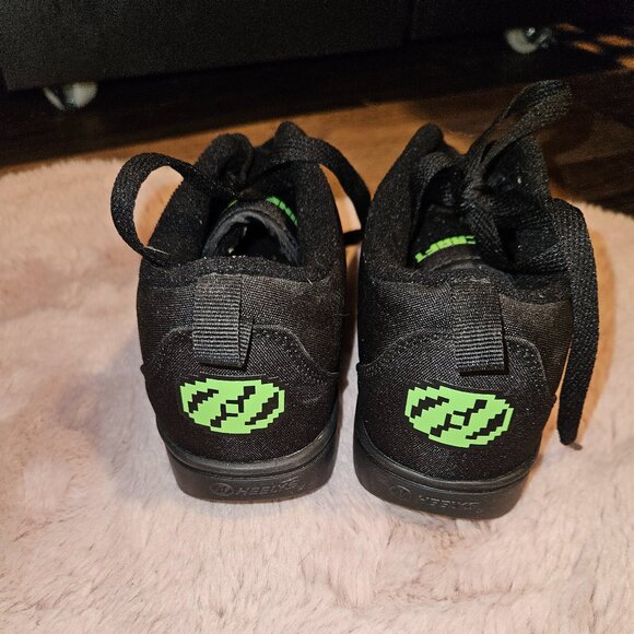 Minecraft Heelys - Picture 2 of 8